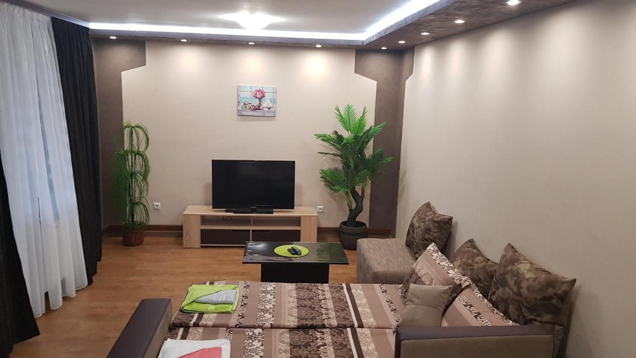 Studio Kamelia Καζανλούκ Εξωτερικό φωτογραφία